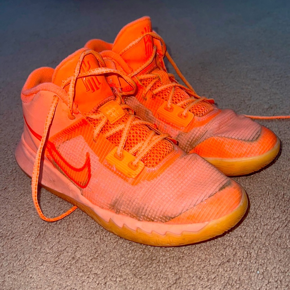 Kids Peach Nike Shoes
